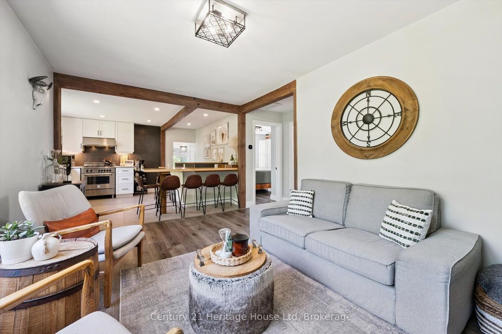 273 Main St N, Guelph/eramosa, ON - View 2