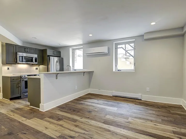 1910 Kalorama Rd NW #3 — Photo 1