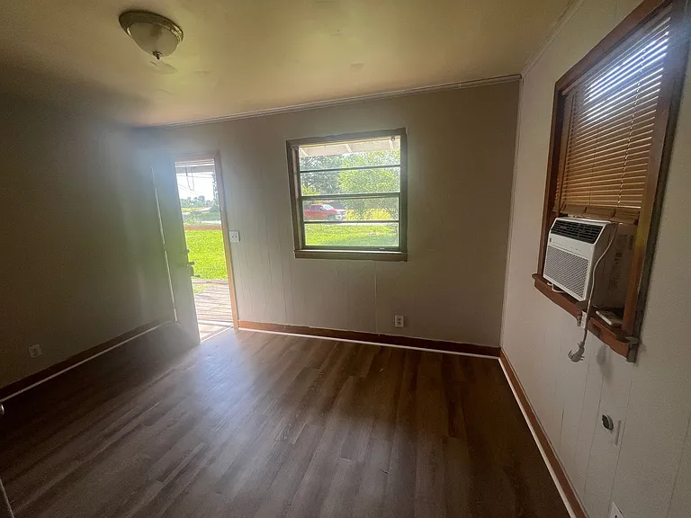 103 Spring St — Photo 3
