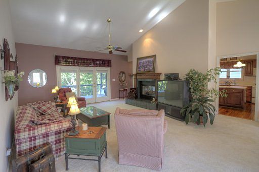 2nd image of 103 Skiatook Way