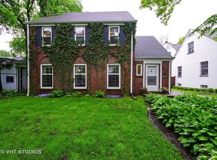 781 Highview Ter, Lake Forest, IL 60045