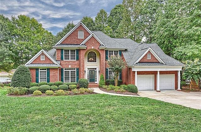 1st image of 129 Ivy Hollow Ln