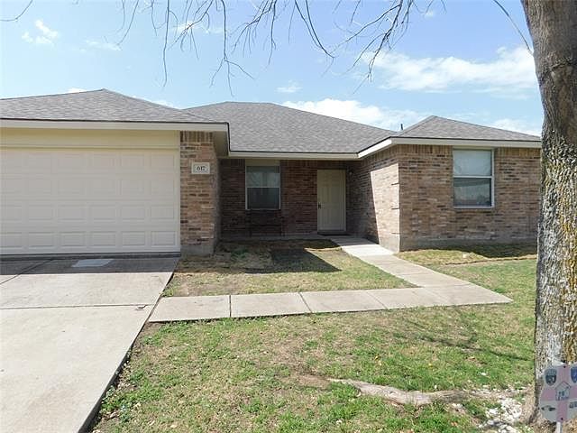 1st image of 617 Hanceville Way