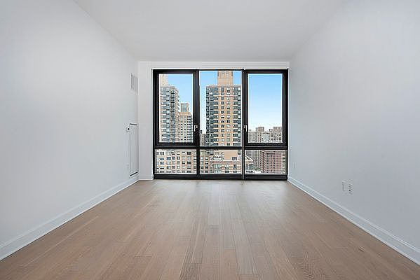 1st image of 21 W End Ave APT 4611