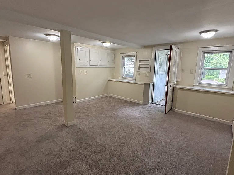 261 School St #2 — Photo 1