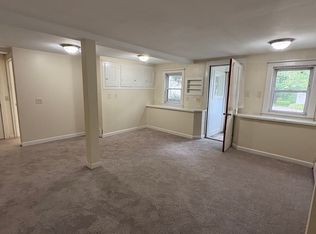 261 School St #2, Groveland, MA 01834