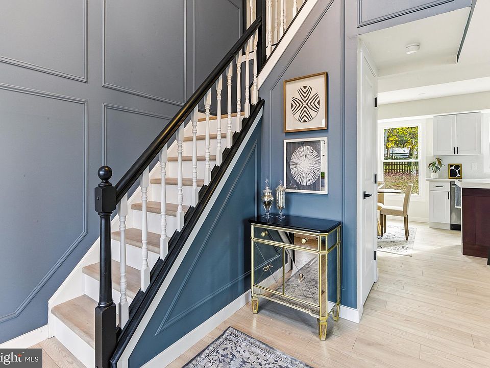8 Michele Ct, Sewell, NJ 08080 | Zillow
