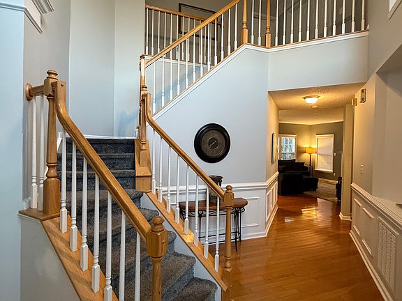 2nd image of 8832 Cavonnier Ln
