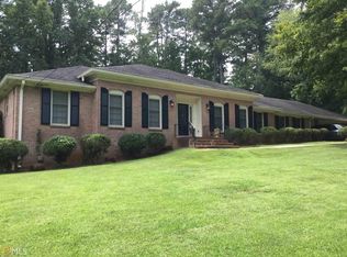 5325 Leather Stocking Ln, Stone Mountain, GA 30087