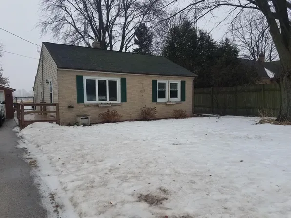 4417 Cth Cres, Manitowoc, WI 54220