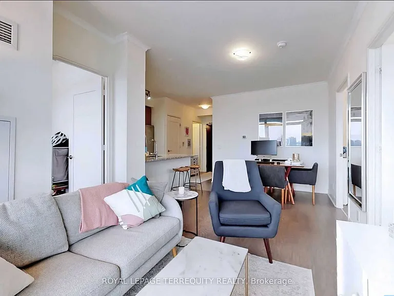 825 Church St #1502 — Photo 5