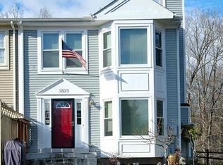 3823 Salemway Ct, Woodbridge, VA 22192