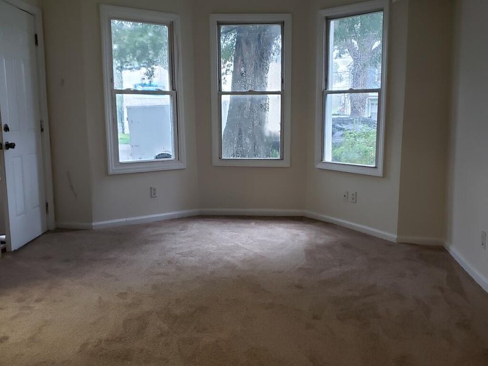 1st image of 742 Mount Vernon Ave