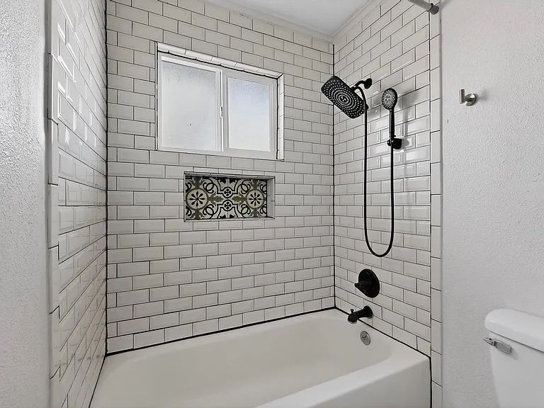 6203 Trowbridge Dr — Photo 22