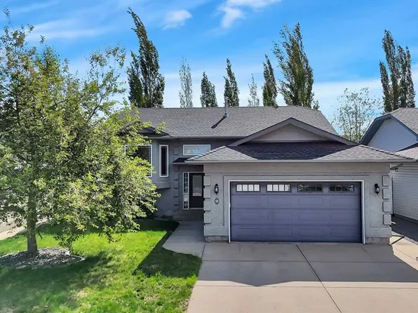 9 W Archibald Cres, Red Deer, AB T4R 2X3