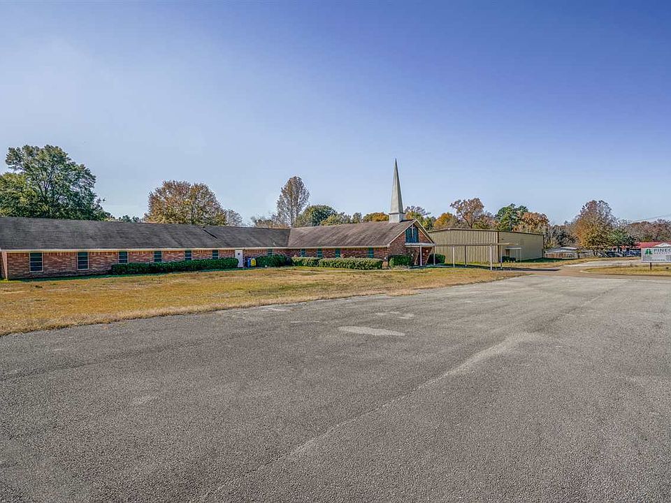 1st image of 810 Old Gladewater Hwy