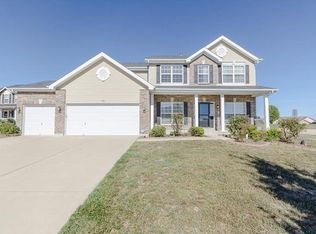 1100 Duxbury Ln, O'Fallon, MO 63366