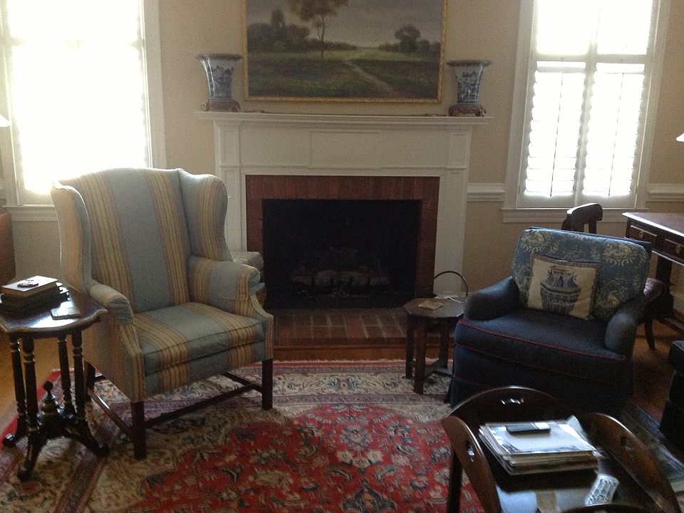2nd image of 386 Peachtree Rd