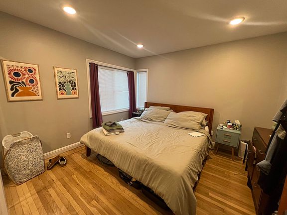 5th image of 2548 Virginia St #S70fen1hx