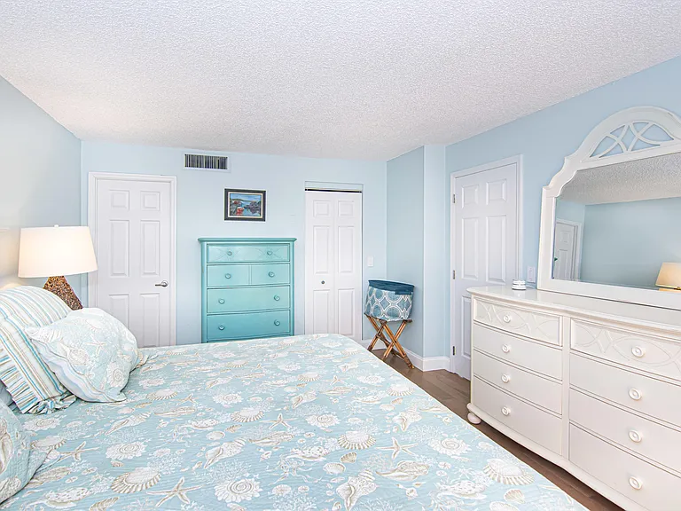 5600 N Flagler Dr #1404 — Photo 21