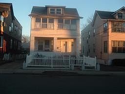 1st image of 58 Sheridan St #2
