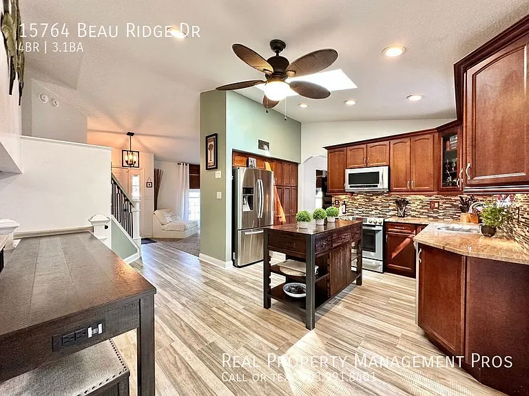 15764 Beau Ridge Dr — Photo 7