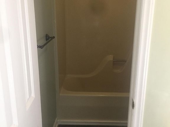 5th image of 2125 Ravenwood Dr