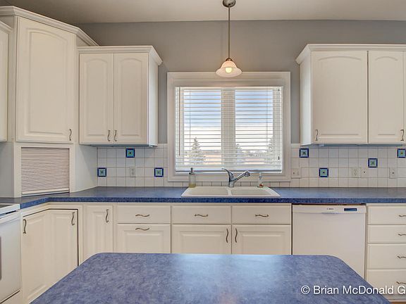 3rd image of 7219 Clearview Dr