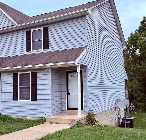 116 T Bird Ln #B — Photo 2