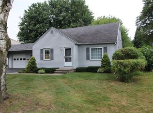 26 Jensen Dr, Rochester, NY 14624