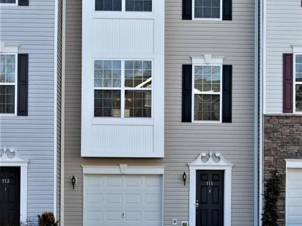 111 Warbler Way, Freehold, NJ 07728