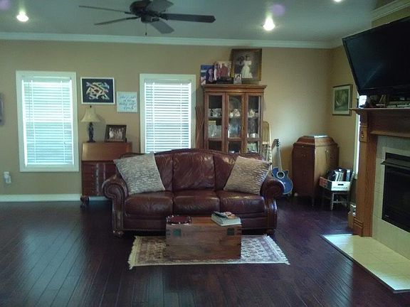 3rd image of 6519 Harvey Jones Ave