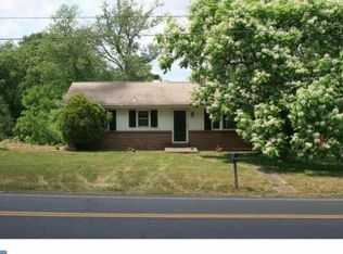 413 Perkiomen Ave, Schwenksville, PA 19473