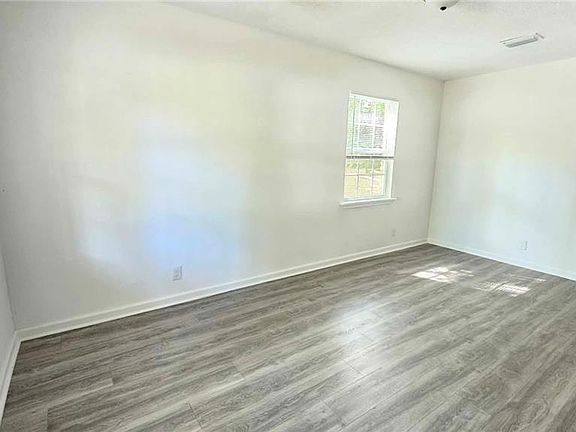 4th image of 1504 Olivedale Ct
