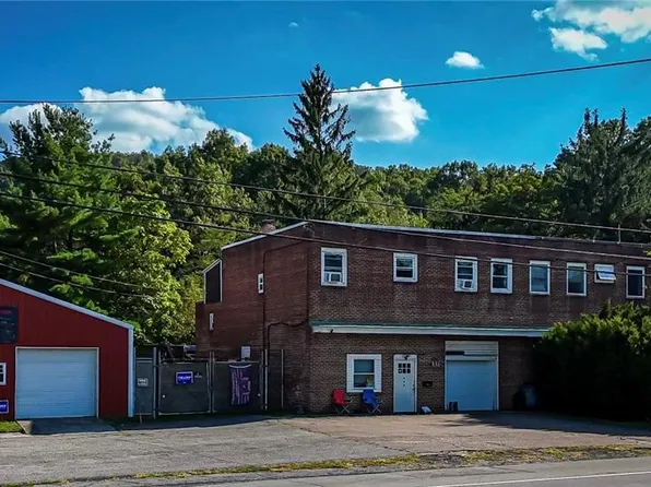 866 E Patterson St, Lansford, PA 18232