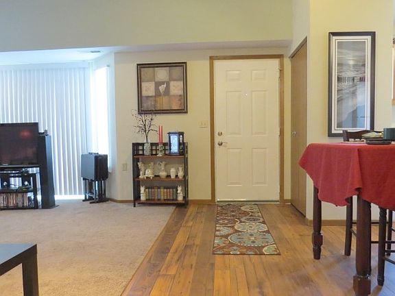 3rd image of 2292 Sumac Cir
