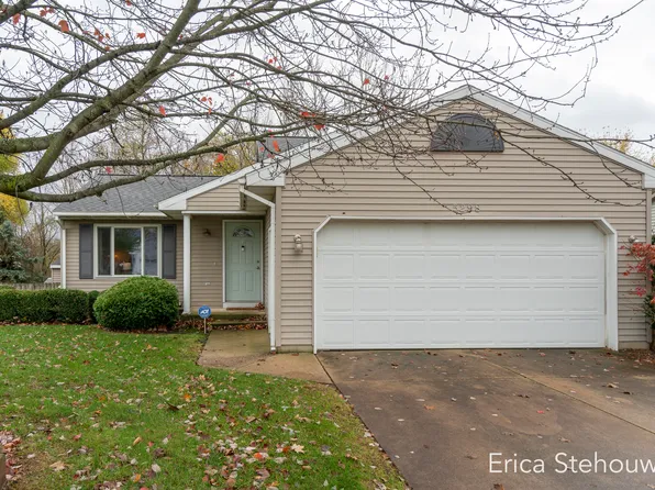 5298 Mulligan Dr SW, Wyoming, MI 49509