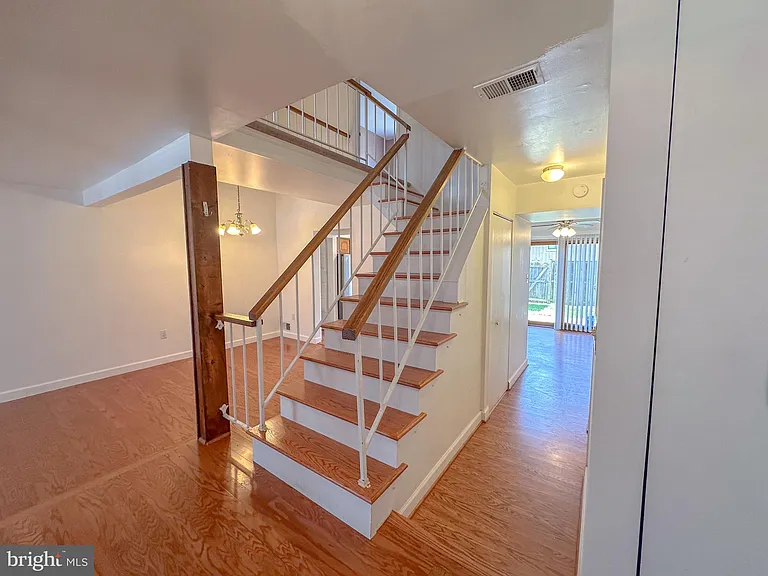 13327 Schwenger Pl — Photo 26