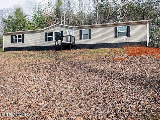 1st image of 176 Gamble Rd