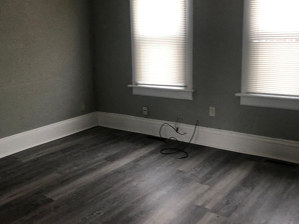 1st image of 2956 N Holton St #B