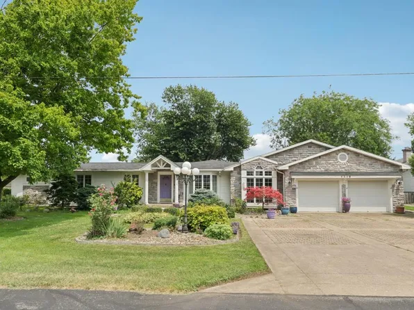 1318 Mirheath Dr, Huron, OH 44839