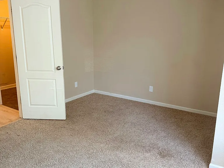 2500 First Hill Cir SW — Photo 9