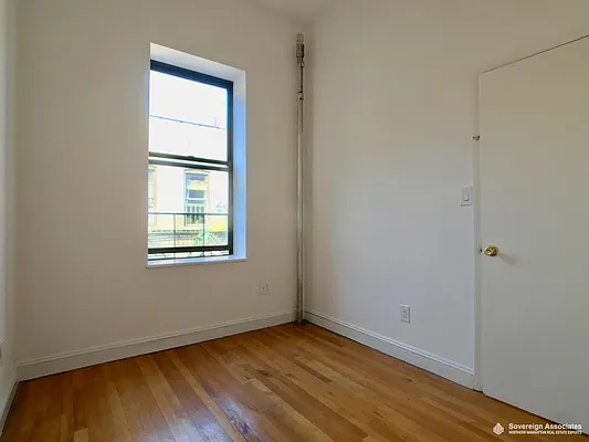 Rented by Sovereign Associates | media 12