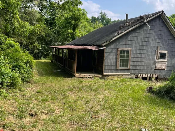 1584 Kennesaw Ave, Jasper, GA 30143