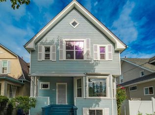 156 25th Ave, Seattle, WA 98122