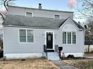259 Elizabeth Ave, Paulsboro, NJ 08066