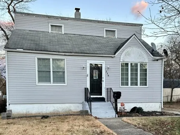 259 Elizabeth Ave, Paulsboro, NJ 08066