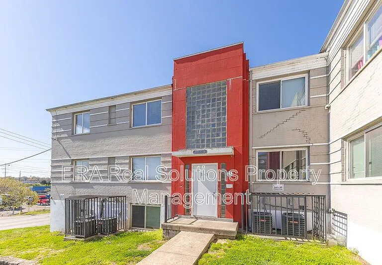 7875 Reading Rd #1 — Photo 13