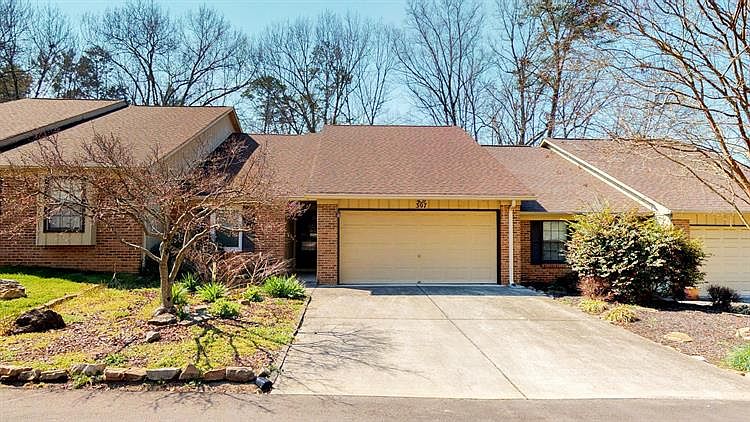 1st image of 307 Camelot Ct