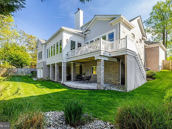 4th image of 6514 Fairlawn Dr